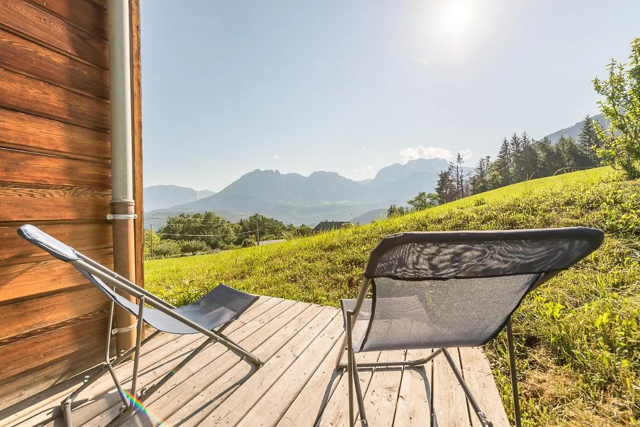 Wood & Art: Lakeside Maison with Panoramic Annecy Views Saint-Jorioz 0*,  France